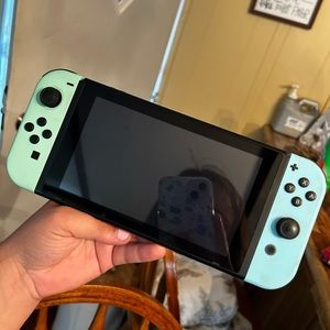 Nintendo switch animal crossing edition